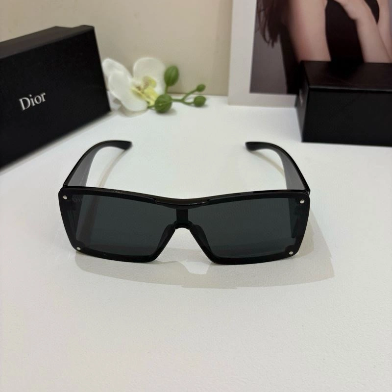 Functional Christian Dior Sunglasses 278650