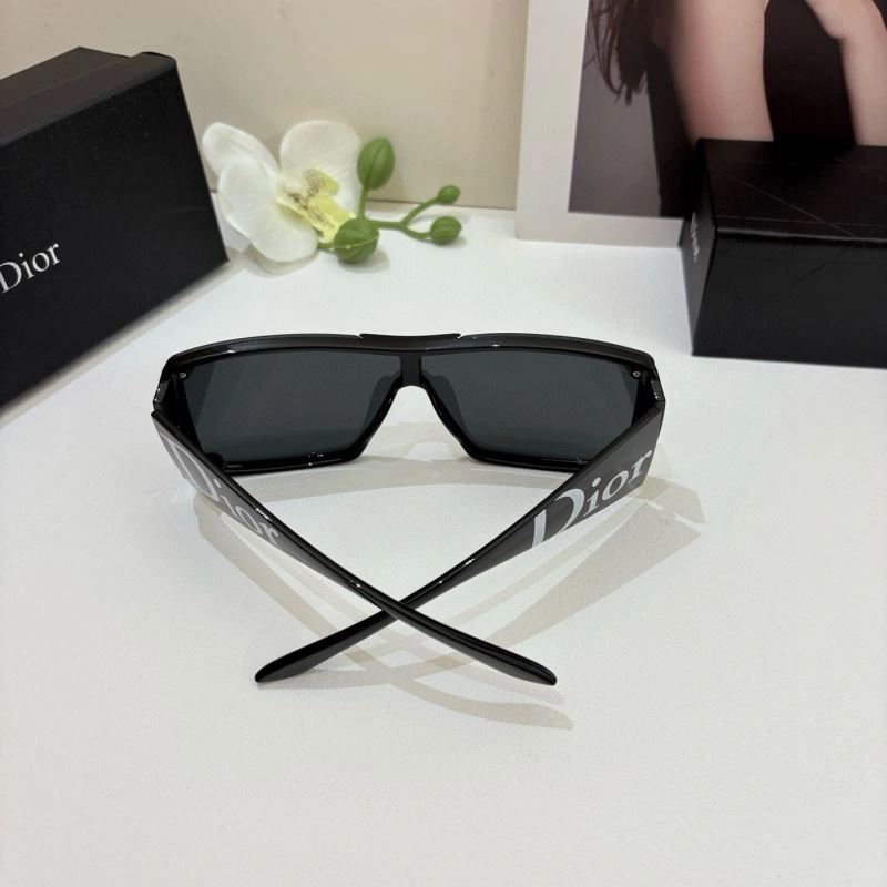 Functional Christian Dior Sunglasses 278650
