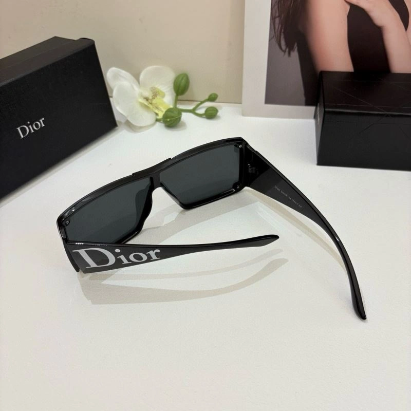 Functional Christian Dior Sunglasses 278650