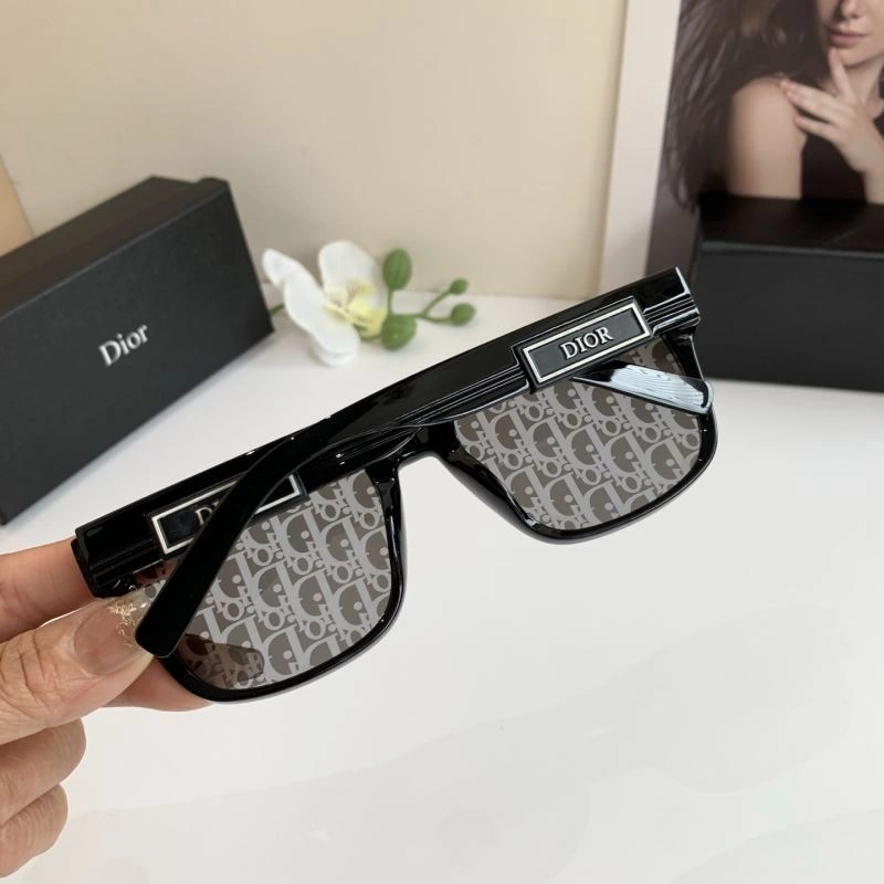 RelaxedFit Christian Dior Sunglasses 278649