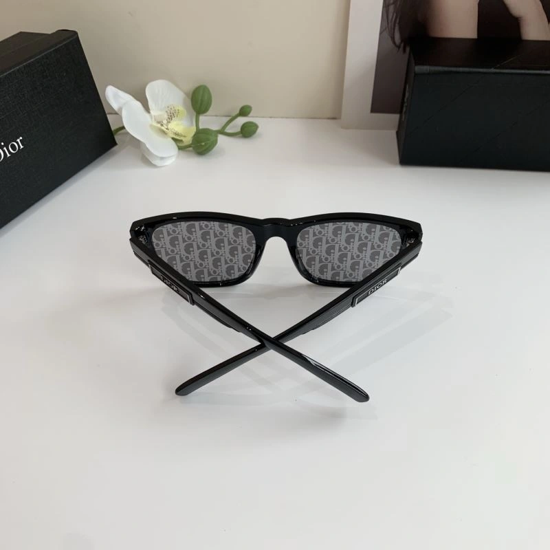 RelaxedFit Christian Dior Sunglasses 278649