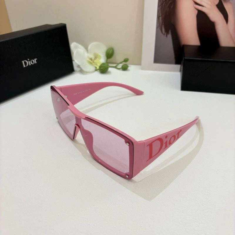 Sustainable Christian Dior Sunglasses 278648
