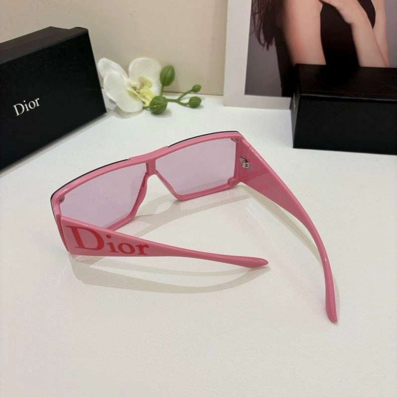 Sustainable Christian Dior Sunglasses 278648