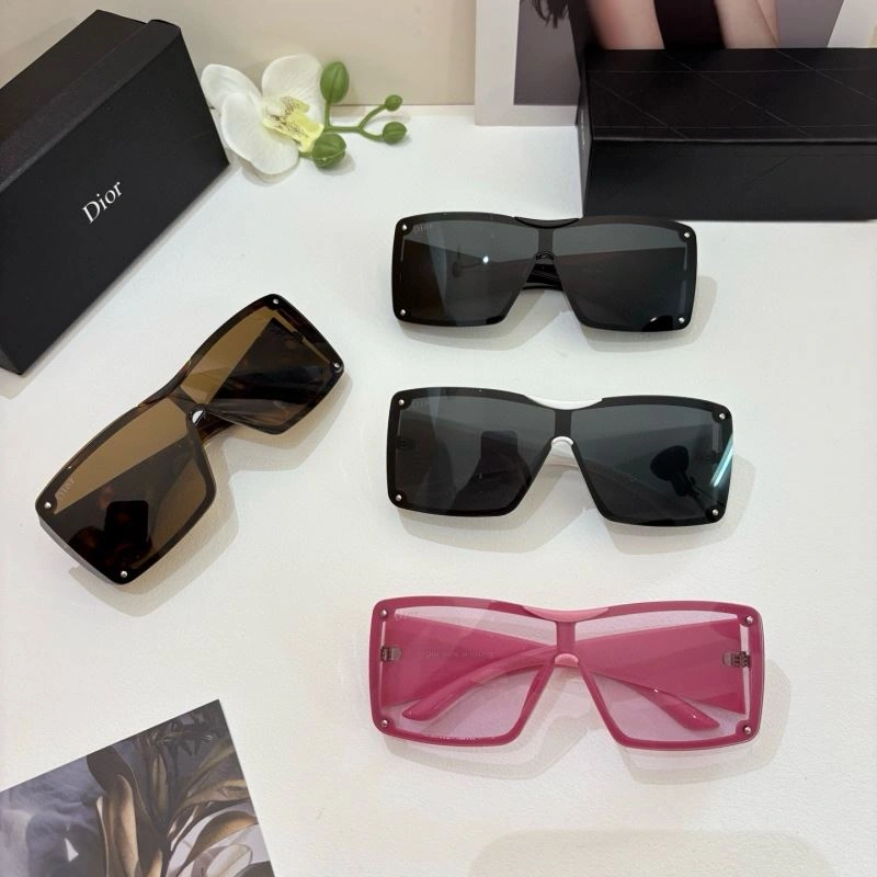 Sustainable Christian Dior Sunglasses 278648
