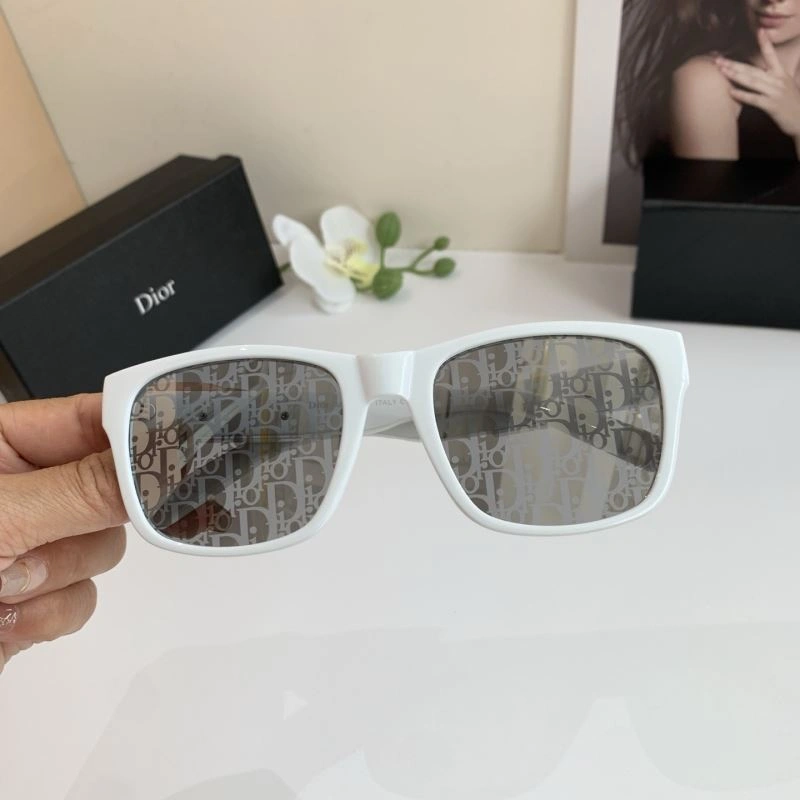 Christian Dior Sunglasses Lightweight 278646