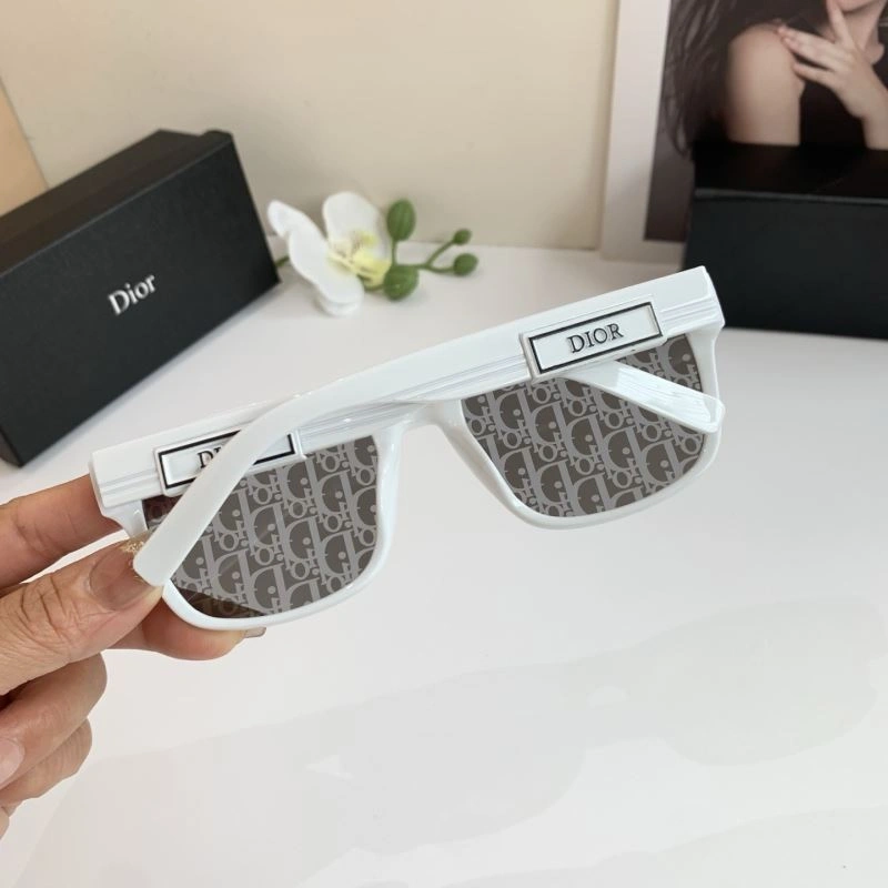 Christian Dior Sunglasses Lightweight 278646