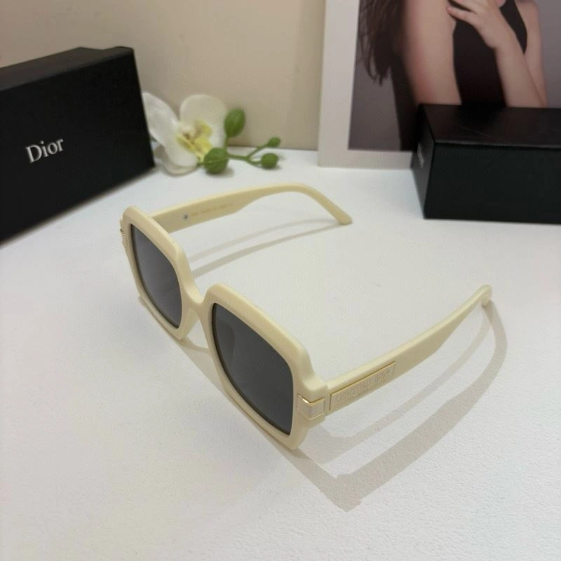 Christian Dior Sunglasses SmartChoice 278637