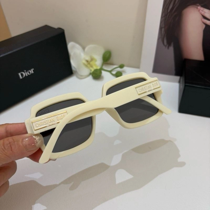 Christian Dior Sunglasses SmartChoice 278637