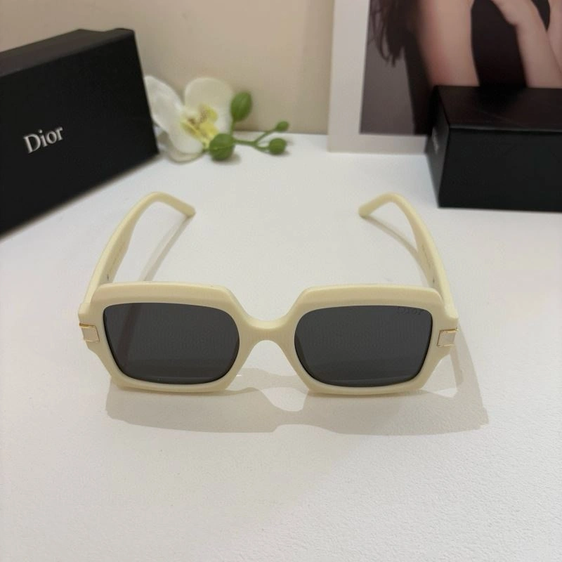 Christian Dior Sunglasses SmartChoice 278637