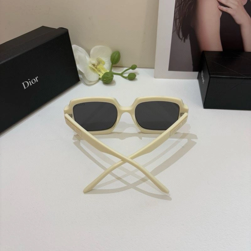 Christian Dior Sunglasses SmartChoice 278637