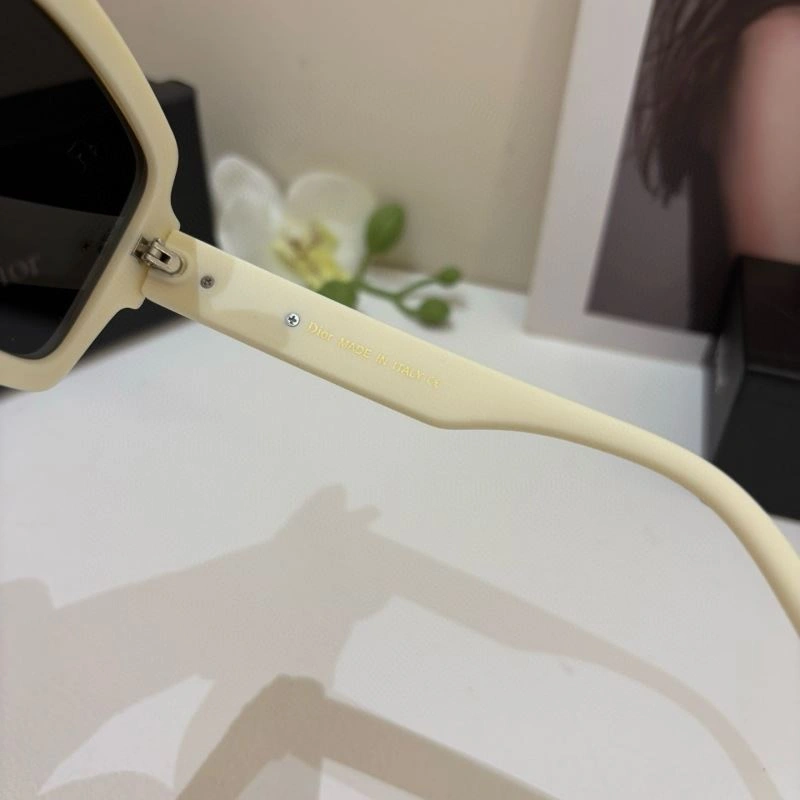 Christian Dior Sunglasses SmartChoice 278637