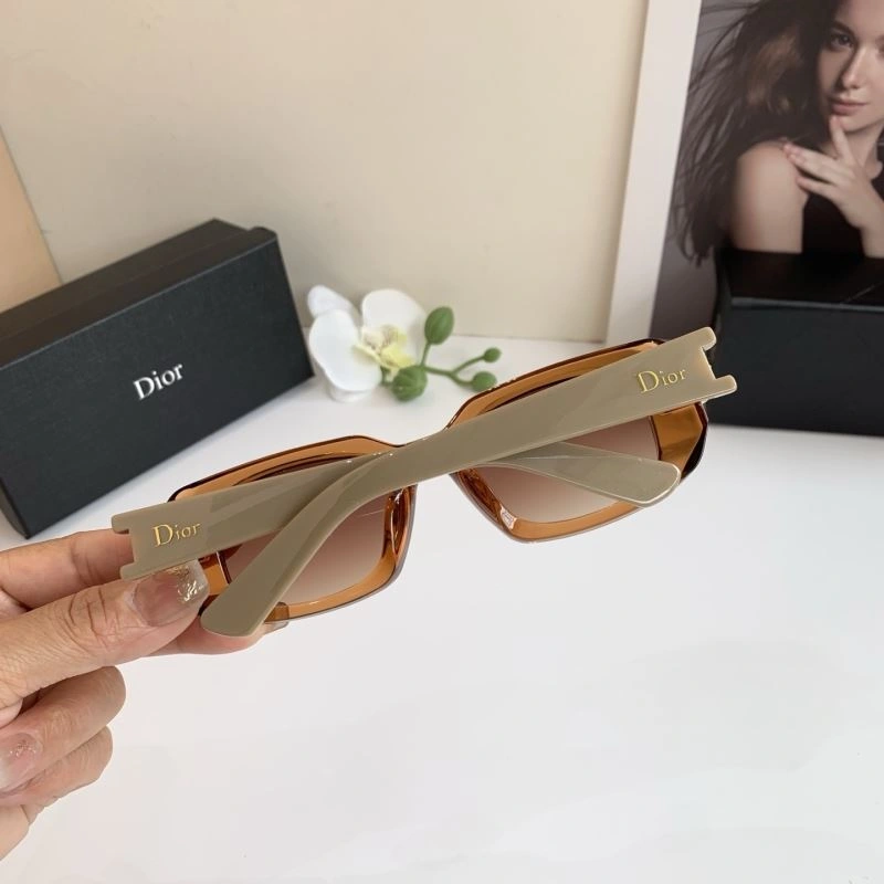 Christian Dior Sunglasses TimelessDesign 278621