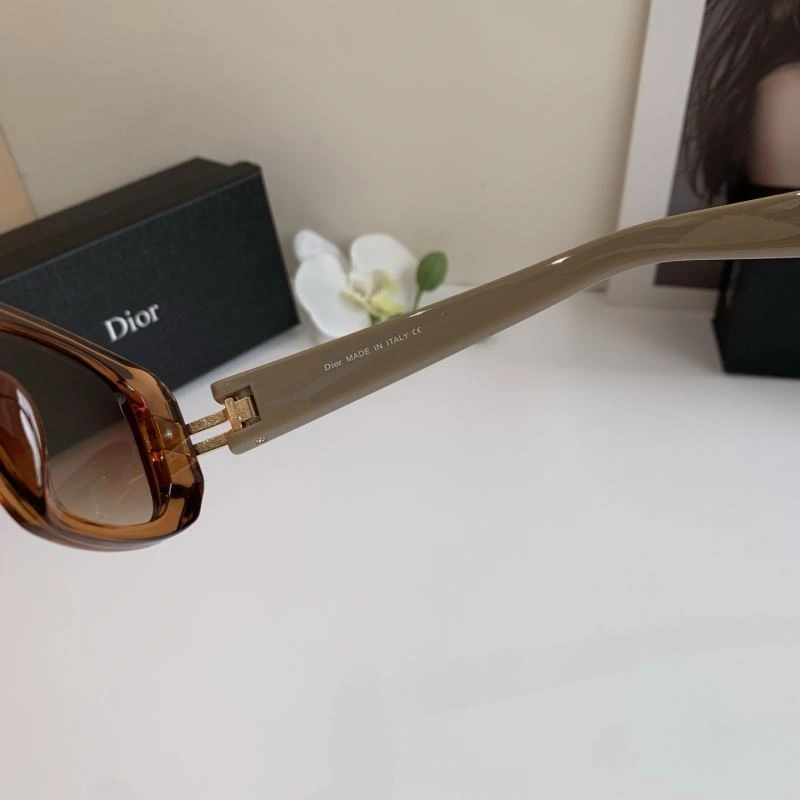 Christian Dior Sunglasses TimelessDesign 278621