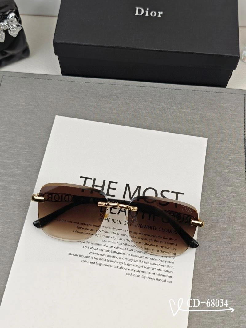 Christian Dior Sunglasses Resilient 278632