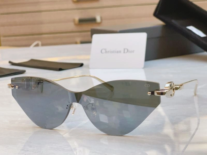 Christian Dior Sunglasses Unisex 278638