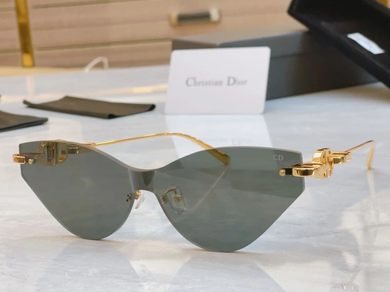 Christian Dior Sunglasses Unisex 278638