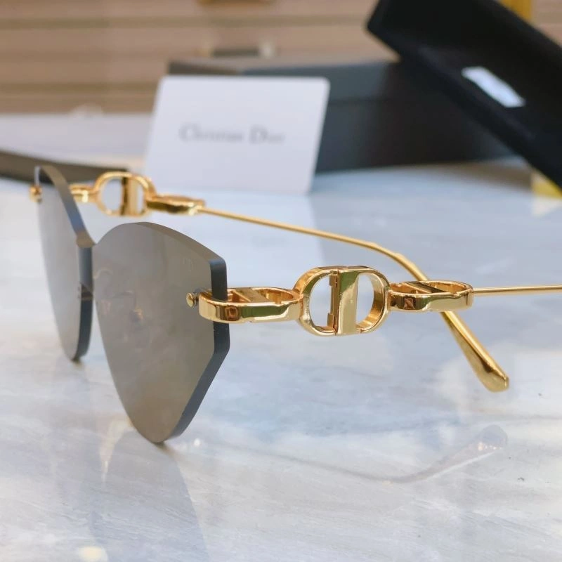 Christian Dior Sunglasses Unisex 278638