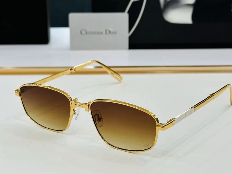 FashionForward Christian Dior Sunglasses 278888