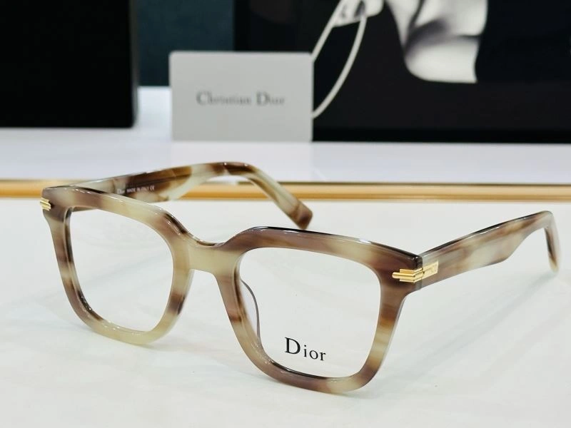 Fashionable Christian Dior Sunglasses 278889
