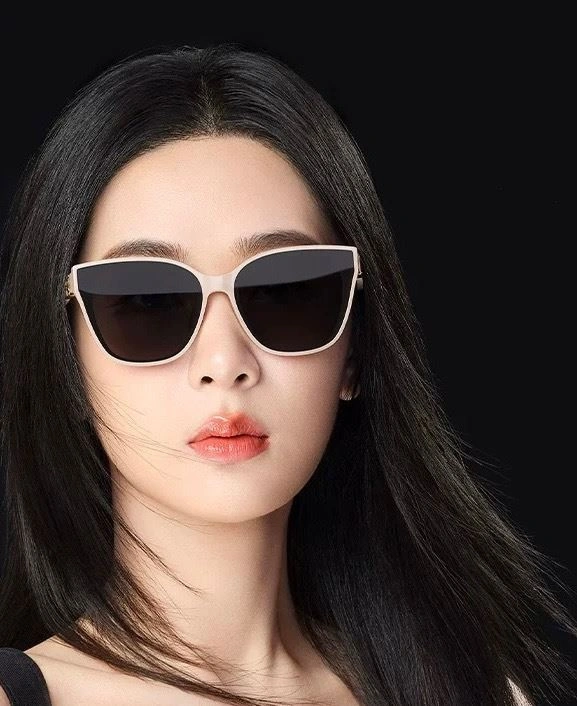 Minimalist Christian Dior Sunglasses 278875