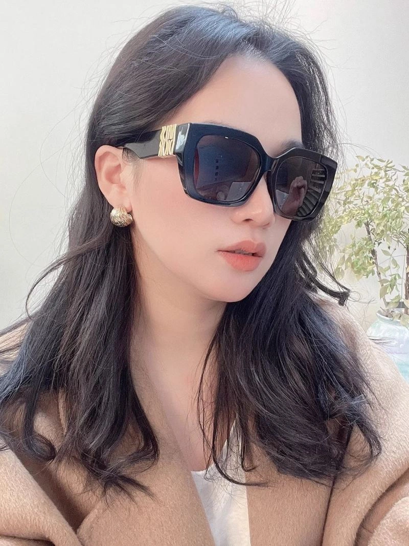 Christian Dior Sunglasses Durable 278868