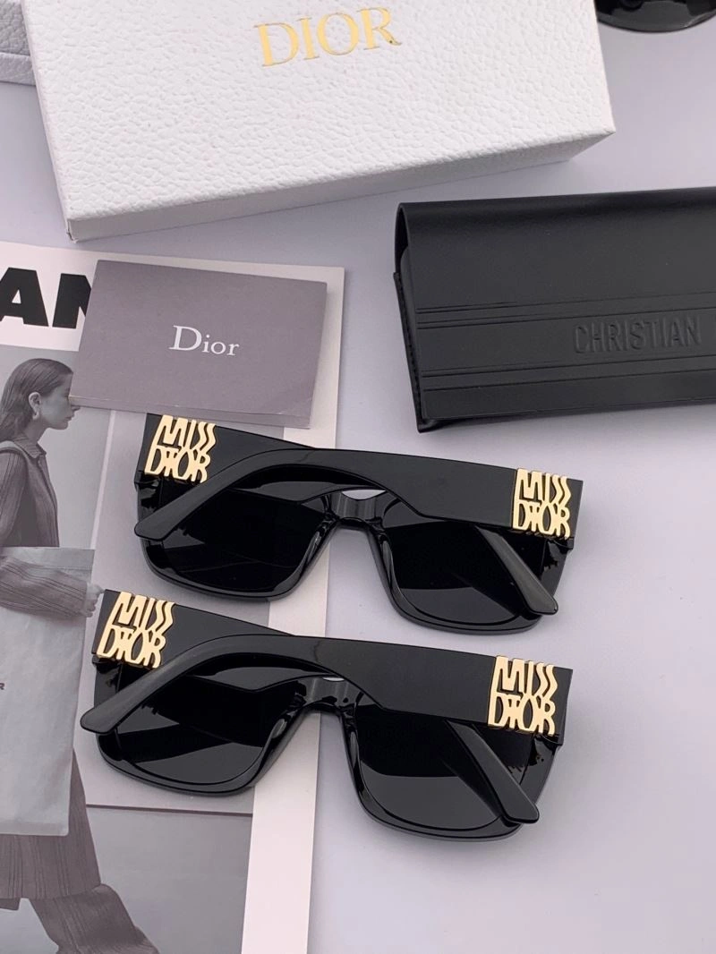Christian Dior Sunglasses Durable 278868