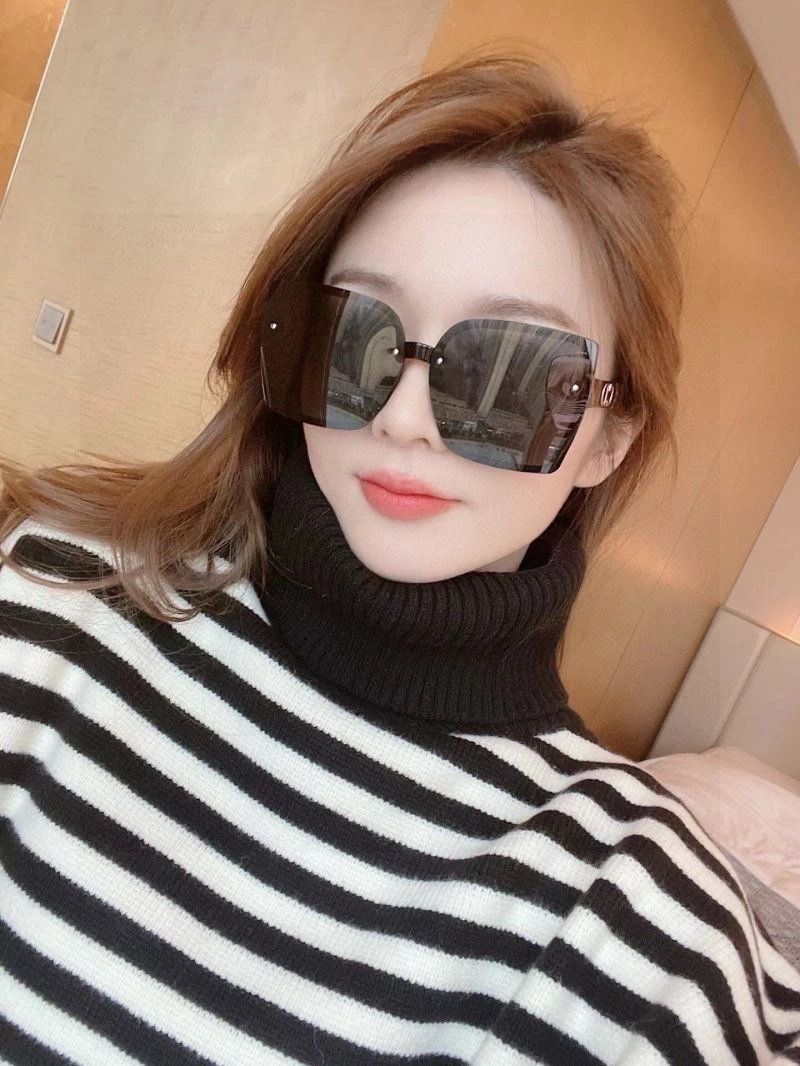 Supportive Christian Dior Sunglasses 278872