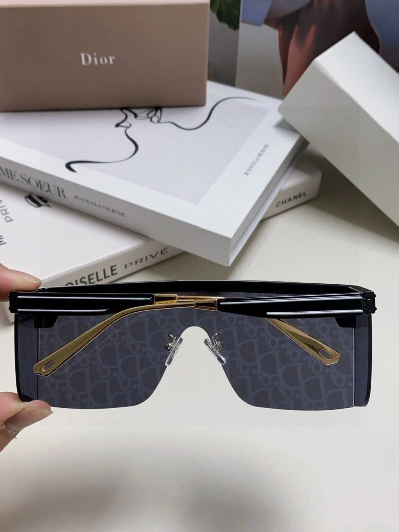 Lightweight Christian Dior Sunglasses 278860
