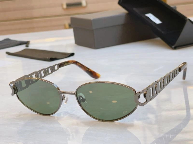 Fashionable Christian Dior Sunglasses 278856
