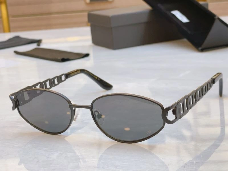 Fashionable Christian Dior Sunglasses 278856