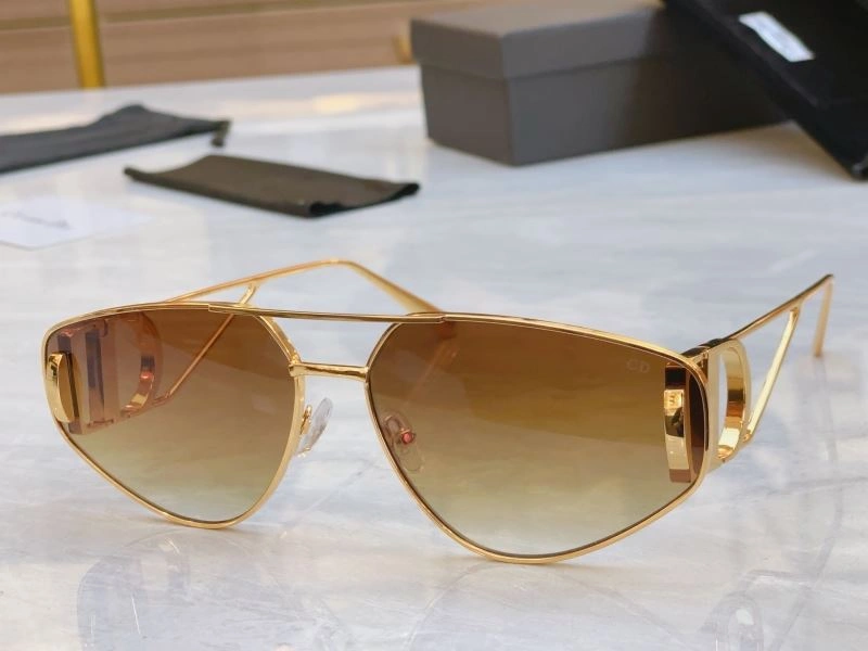 Functional Christian Dior Sunglasses 278855