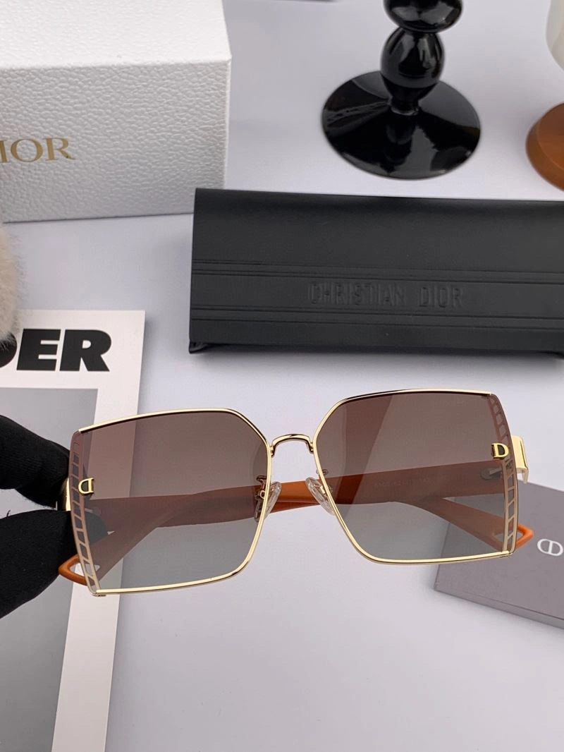 Supportive Christian Dior Sunglasses 278827