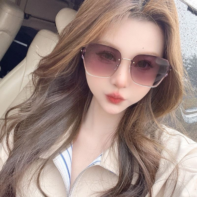Christian Dior Sunglasses Refined 278834