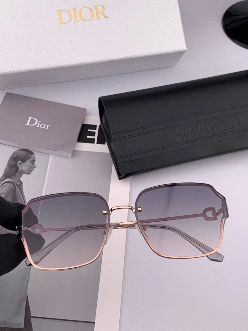 Christian Dior Sunglasses Refined 278834