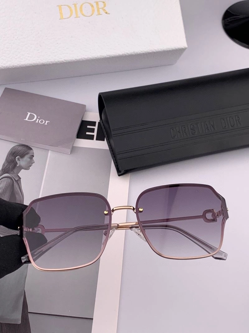 Christian Dior Sunglasses Refined 278834