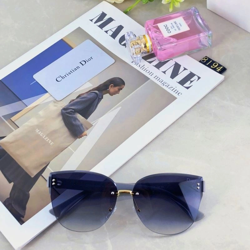 Effortless Christian Dior Sunglasses 278840