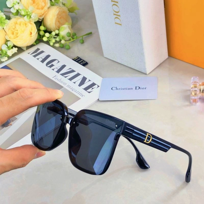 Christian Dior Sunglasses Fashionable 278842
