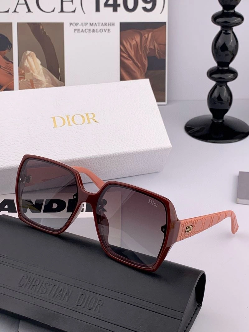 Christian Dior Sunglasses Snug 278833