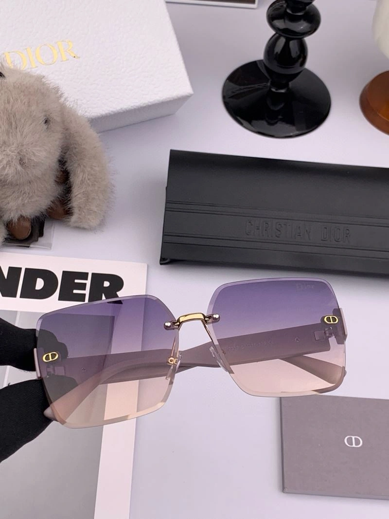 Tailored Christian Dior Sunglasses 278836