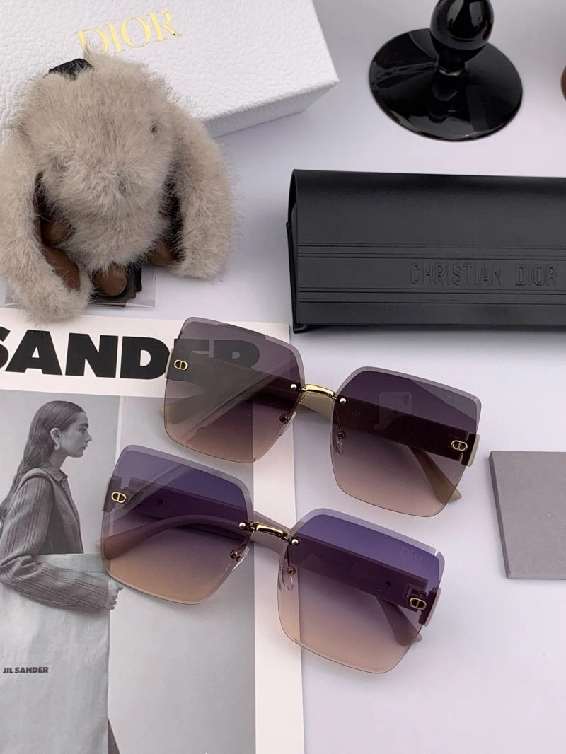 Tailored Christian Dior Sunglasses 278836