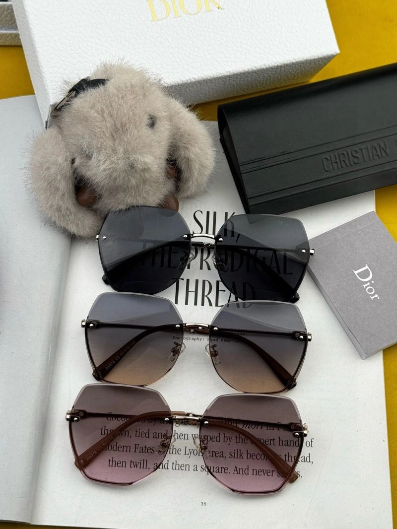 Christian Dior Sunglasses DailyWear 278847
