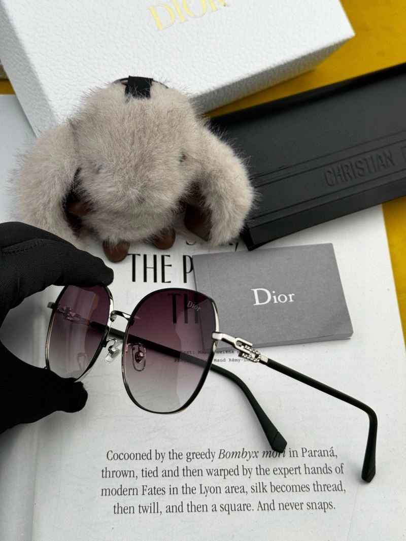 Tailored Christian Dior Sunglasses 278818
