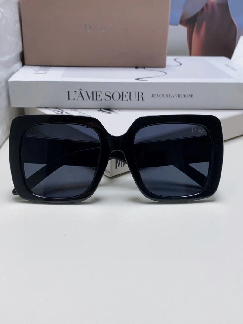 Christian Dior Sunglasses Vibrant 278848