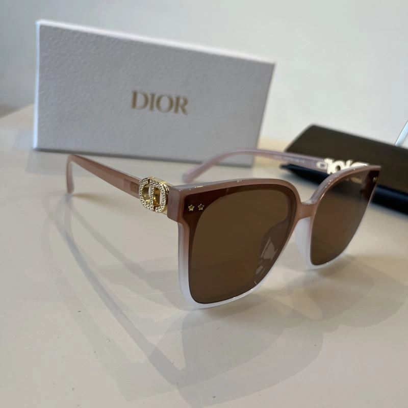 Popular Christian Dior Sunglasses 278832