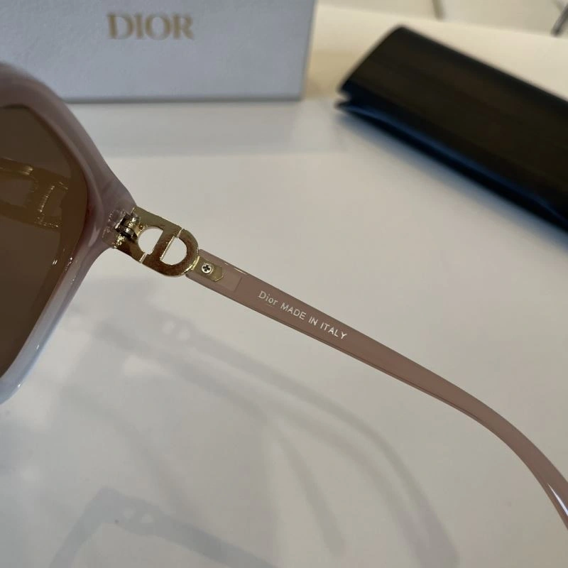 Popular Christian Dior Sunglasses 278832