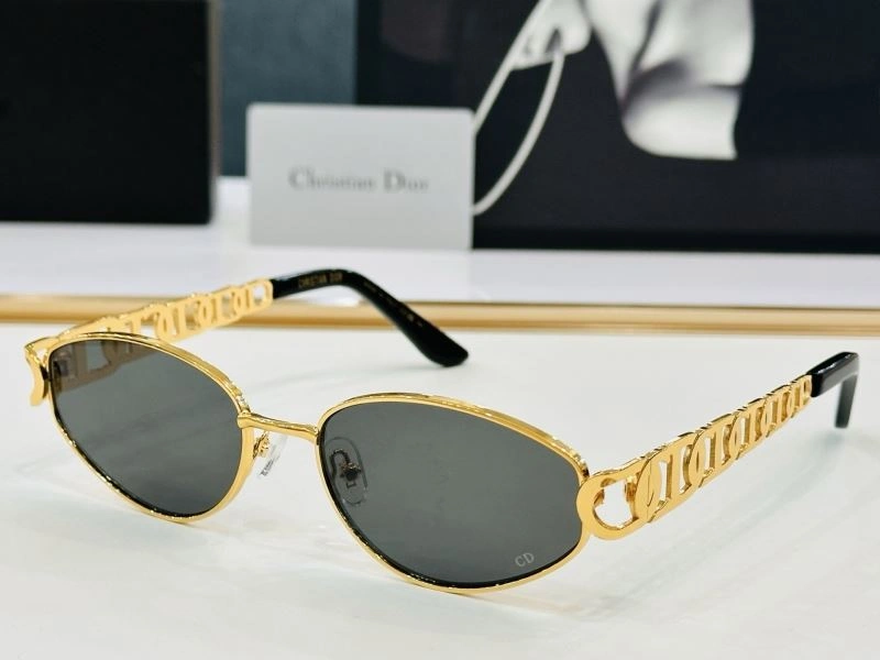 Christian Dior Sunglasses Attractive 278815