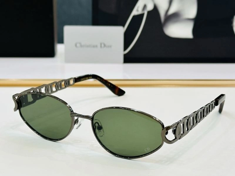Christian Dior Sunglasses Attractive 278815