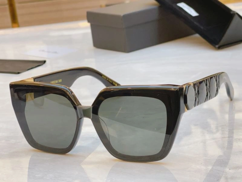 Christian Dior Sunglasses ModernLook 278813