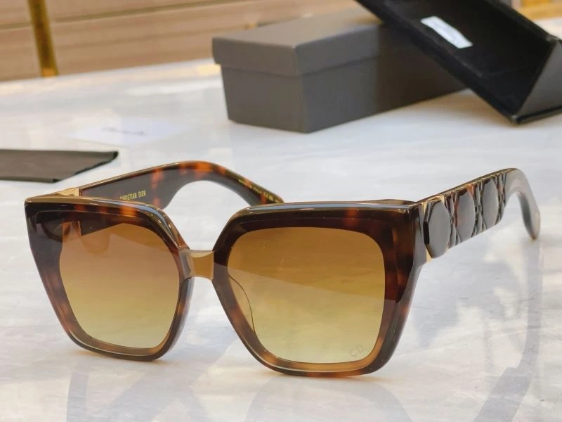 Christian Dior Sunglasses ModernLook 278813