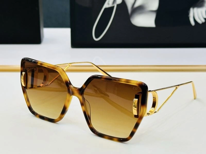 Christian Dior Sunglasses Stylish 278799